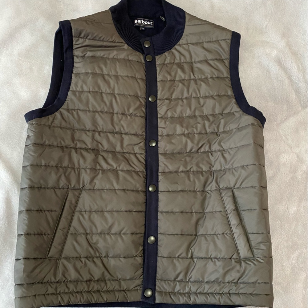 Barbour men’s Essential knit Gilet quilted vest
